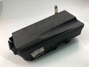 GR2175 OPEL Fuse Box 13198102 - Picture 1 of 4