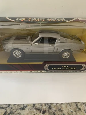 1968 年福特野马谢尔比 GT 500kr 银路签名 1: 18 — 第 1/4 张图片