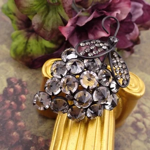 VTG Point Up Set Clear Open Back Crystal Rhinestone Black Japanned Grape Pin - Picture 1 of 4