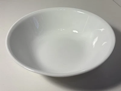 Vintage Corelle USA Winter Frost White 8 1/2" Vegetable Serving  Bowl Very Good - Image 1 of 4