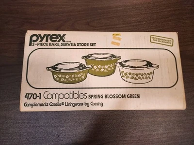 New In Sealed Box  Pyrex 3 Piece Spring Blossom Green COVERED Bowl Set 470-1 - Image 1 of 4