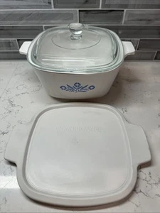 Vintage Cornflower Corning Ware P-1 3/4 B ~ 1 3/4 QT CASSERUOLA PIATTO con 2 coperchi USA! Nuovo in ottime condizioni! - Foto 1 di 23