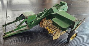 Toy Ertl Vintage 1960'S John Deere 14 T Square Baler 1:16 Scale Die Cast, - Picture 1 of 15