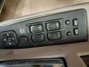SEVILLE   1996 Front Door Switch 1163504 - Picture 1 of 8
