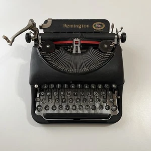 1930s Remington Rand Streamlined model 5 typewriter made in Canada WORKS - Picture 1 of 13