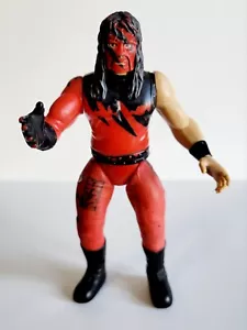 WWE WWF KANE 1998 BONE CRUNCHING ARM FLICKING FIGURE - Picture 1 of 6