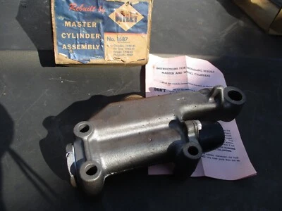 Cilindro mestre reconstruído 1941-1942 Chrysler, Dodge Desoto e 1942 Plymouth - Imagem 1 de 3