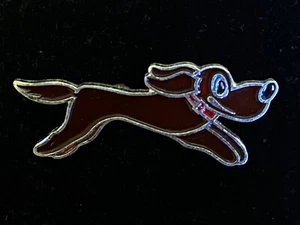 Prendedor vintage de perro animal solapa Dachshund de la era de la Unión Soviética de Ucrania de la década de 1980 - Imagen 1 de 4