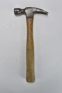 Vintage VAUGHAN 16 OZ CLAW HAMMMER #99 CARPENTERS TOOL #07618 - Picture 1 of 6
