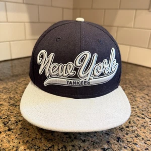 New York Yankees New Era 59Fifty Hat Cap Black Size 7 3/4 MLB Wool *Read - Picture 1 of 10