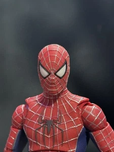HEAD ONLY Tobey Maguire Spider-Man 2002 Film Marvel Legends Custom Painted 1:12 - Picture 1 of 3