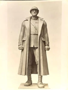 Due fotografie originali Bozzetto di Baroni Statua del Duca d'Aosta Monumento a - Picture 1 of 3