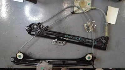 Regulador de janela frontal direita Volkswagen Beetle 2013  - Imagem 1 de 3