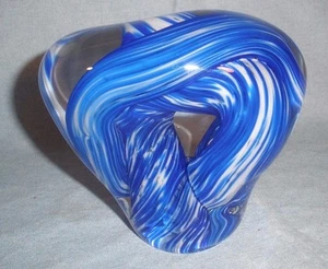 Glass Paperweight Abstract Heart Shape Clear Blue White Display pc Valentine EXC - Bild 1 von 4