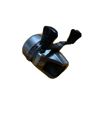 ABU GARCIA ABUMATIC 315 (JAPÓN)"LIMPIO ALTA VELOCIDAD, NUEVA LÍNEA, RDY,2, PECES.(19,99 F/S) Foto 1 de 4