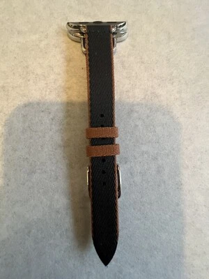 Apple Watch Hermès - 42mm Noir/Gold Twill Jump Attelage Single Tour Band.