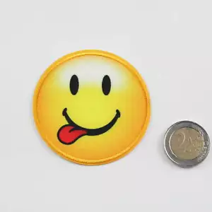 Applikation Patch bestickt - Smiley Zunge Grins - variabel einsetzbar - Ø 6,5 cm - Bild 1 von 1