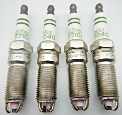 4x DELCO OPEL 2,2 16V 147PS ZÜNDKERZE SPARK PLUG HLR8STEX / 0242229661 - Bild 1 von 3