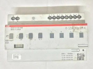 ABB 6197/12-101-500 Universeller Dimmaktor - Nur Für Teile - Picture 1 of 7