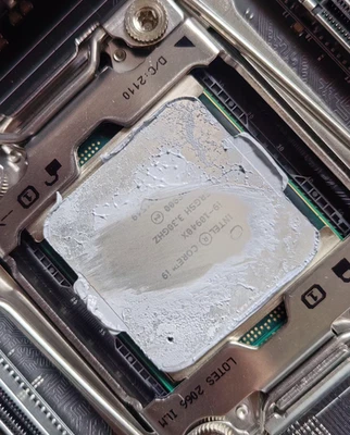 Intel Cores i9-10940X X299 LGA 2066 3,3GHz -4,6GHz 14 Kerne 165W CPU Prozessor - Bild 1 von 2