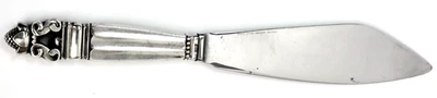 Нож для торта Georg Jensen Acorn с ручкой из чистого серебра и лезвием из нержавеющей стали - Изображение 1 из 4