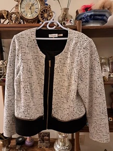 Calvin Klein Jacke mit Reißverschluss Gr. XL schwarz weiß mit 2 Reißverschlüssen unten - Bild 1 von 4