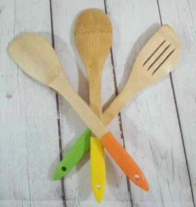 Set Of Kitchen Accessories 3 Kitchen Wooden Spoons Set -Colorful Silicone Handle - Picture 1 of 1