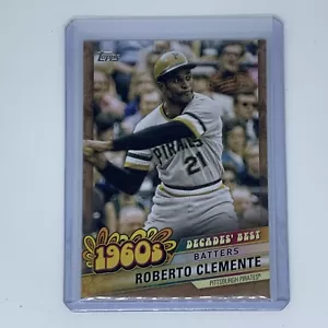 2020 Topps Series 2 Roberto Clemente Decade's Best Gold #/50 Pittsburgh Pirates - Picture 1 of 2