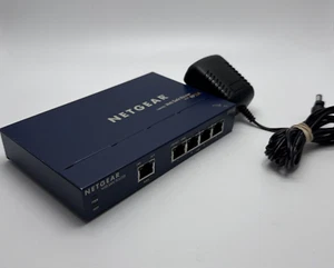 Netgear RP114 Kabel/DSL Web Safe Router, 4 LAN-Anschlüsse - mit Netzkabel - Bild 1 von 4