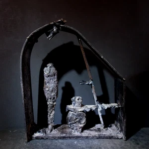 spannende Skulptur aus geschmiedetem und geschweißtem Stahl - Bild 1 von 11