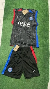 Canotta E Pantaloncino Completino Tg L Nike - Foto 1 di 3