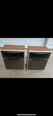 Vintage Panasonic 8 Ohms Woodgrain Speakers Set Made in Japan PRE-OWNED - Image 1 of 3