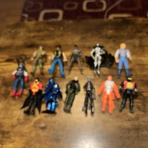 Lot Of 12 Toy Figurines 3 Inch Star Wars Marvel Etc Random 2000s - Picture 1 of 7