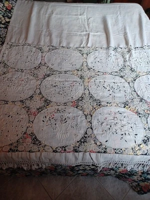 Meravigliosa Tenda Lino Con Inserti Ricamati - Immagine 1 di 4