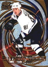 1997-98 Revolution Canucks Hockey Card #143 Alexander Mogilny