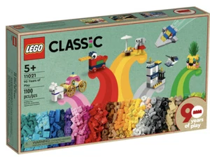 Classic 90 Years of Play Building Set with 15 Mini Builds 11021 - Picture 1 of 7
