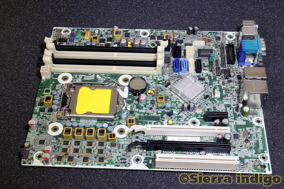HP 657094-001 Motherboard Elite 8300 SFF System Board 656933-001 - Image 1 of 1