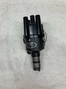 Porsche 356 912 Bosch 022 Ignition Distributor - Picture 1 of 6