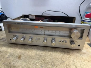 PIONEER SX-550 STEREO RECEIVER - Picture 1 of 9