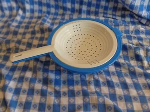 New Tupperware Double Colander/ Strainer - Picture 1 of 4