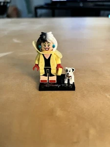 Lego Disney 100 Cruella De Vil Minifigura con Perro Dálmata 71038 Completo Exce  - Imagen 1 de 5