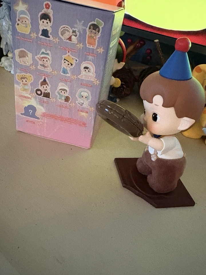 Caixa cega confirmada Peek-a-Boo Hacipupu Whispers of My World - Imagem 1 de 1