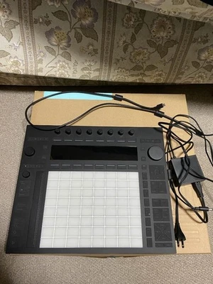 Controlador Ableton Push3 Edición USB MIDI Controlador Live Push 3 Probado Usado Foto 1 de 3