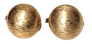 Vintage Monet Gold Tone Curved Textured Round Shaped Clip-On Earrings - Picture 1 of 4