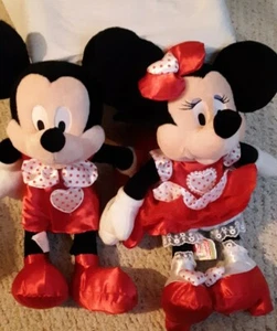 Peluche Disney Store Mickey y Minnie Mouse San Valentín 18 pulgadas - Imagen 1 de 9