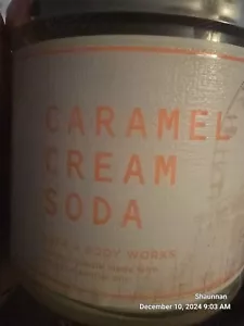 NEU! Bath & Body Works Kerze 3-Docht (CARAMEL CREAM SODA) groß 14,5 oz 💝 - Bild 1 von 3