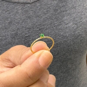 Round Cut Green Emerald Minimalist Ring 14k Yellow Gold Gift Solitaire 0.15ct - Picture 1 of 10