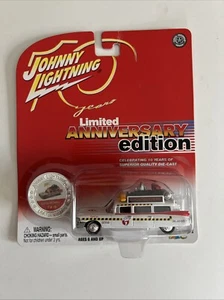 Johnny Lightning 10th Anniversary Limited Edition Ecto-1A 59 Cadillac Ghostbustr - Picture 1 of 7