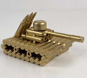 Modelo TANQUE hecho de carcasas de bala munición única exhibición de arte guerra militar - Imagen 1 de 14