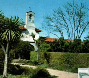 San Juan Capistrano 1776 Mission Gardens Driveway Entrance CA Vintage Postcard - Picture 1 of 4